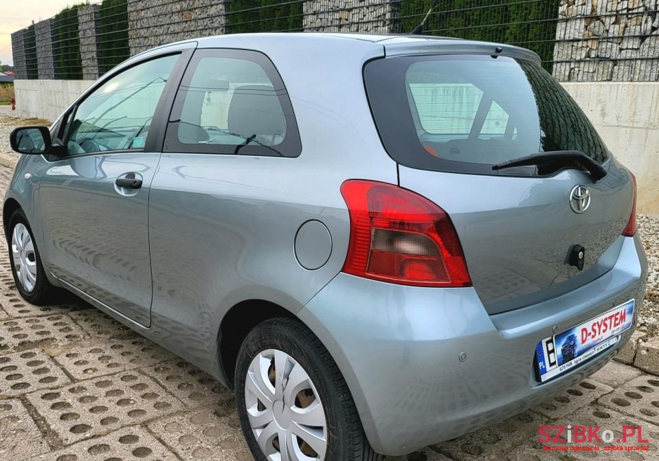 2017' Toyota Auris photo #2