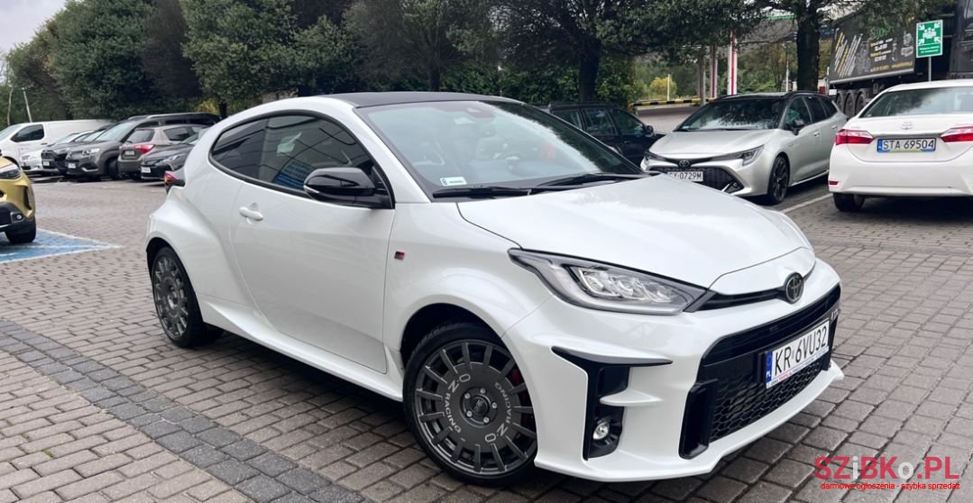 2021' Toyota Yaris photo #1