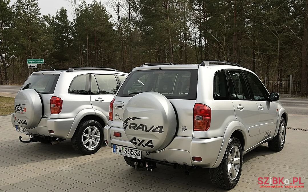 2001' Toyota RAV4 photo #3