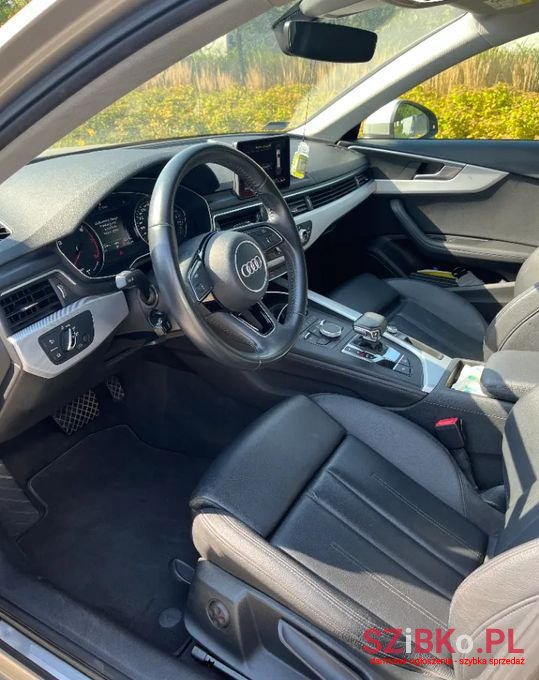 2016' Audi A4 photo #3