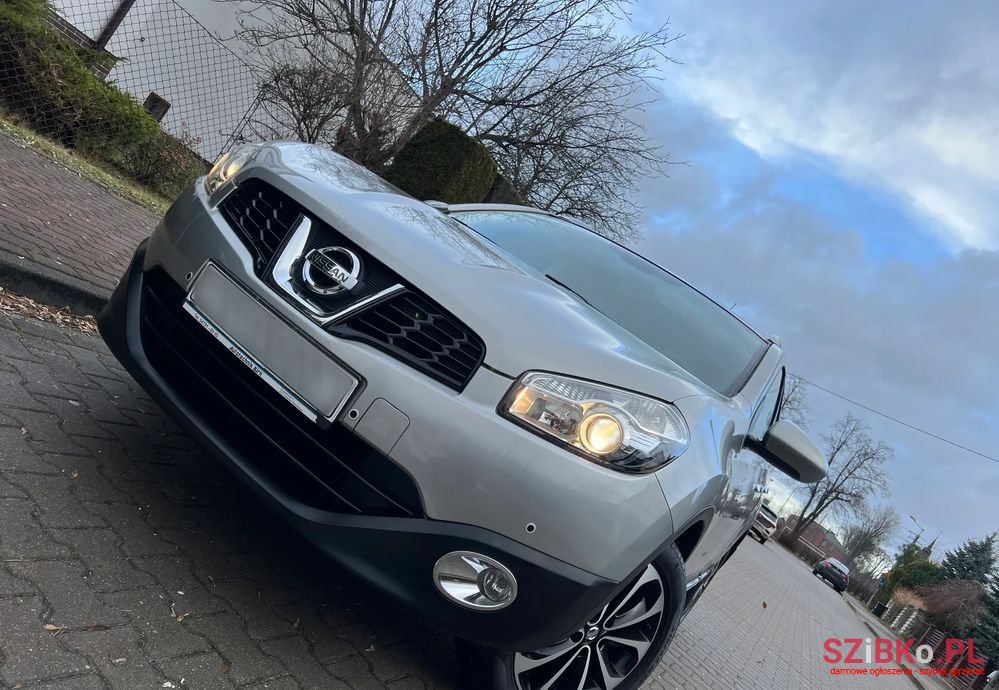 2010' Nissan Qashqai 1.6 Tekna photo #1