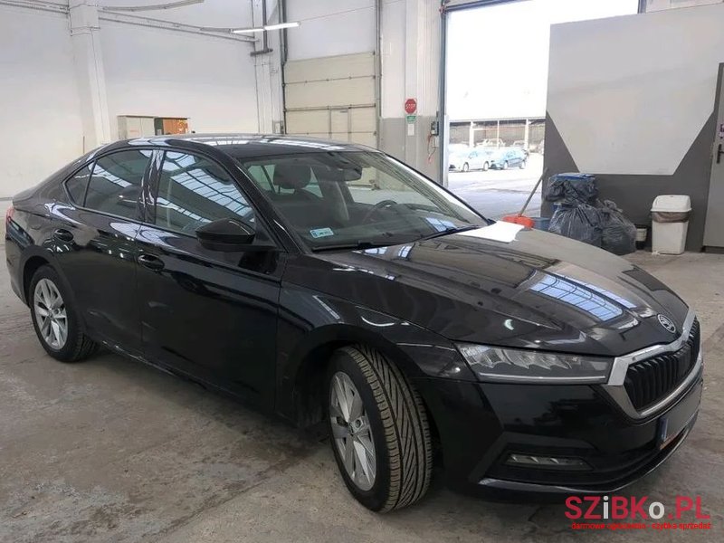 2021' Skoda Octavia photo #1