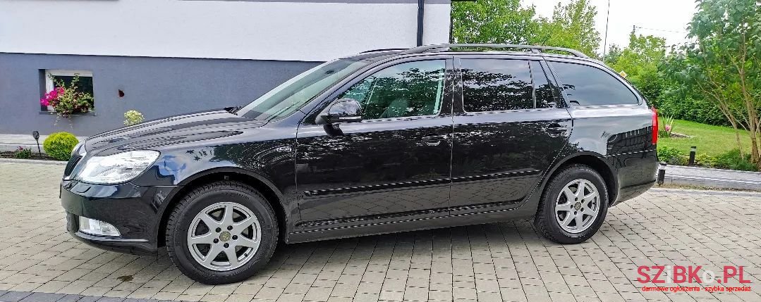 2010' Skoda Octavia photo #3