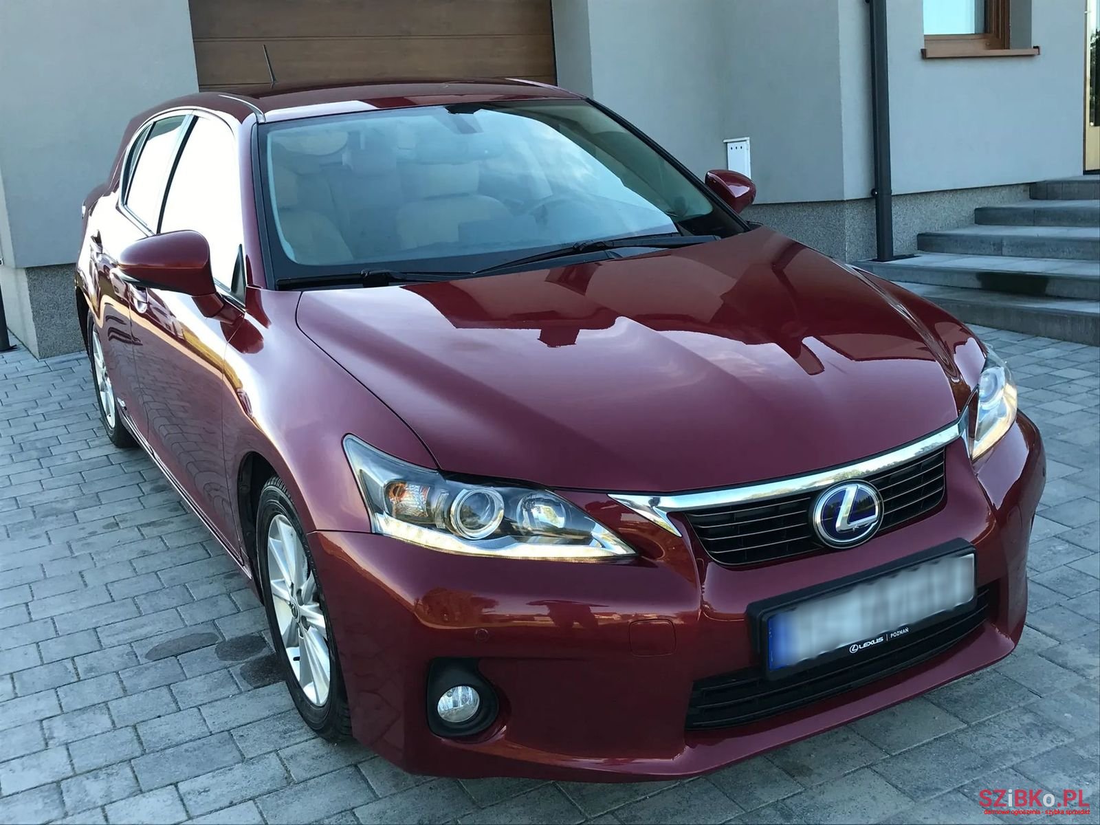 2011' Lexus CT photo #3