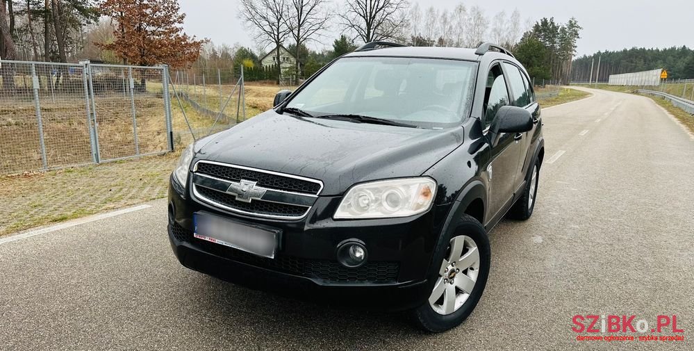 2010' Chevrolet Captiva photo #2
