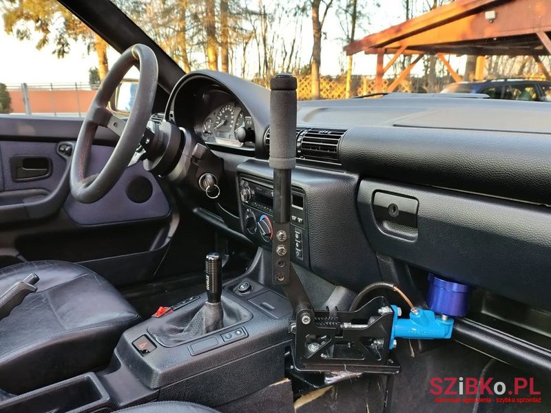2000' BMW 3 Series 320I photo #4