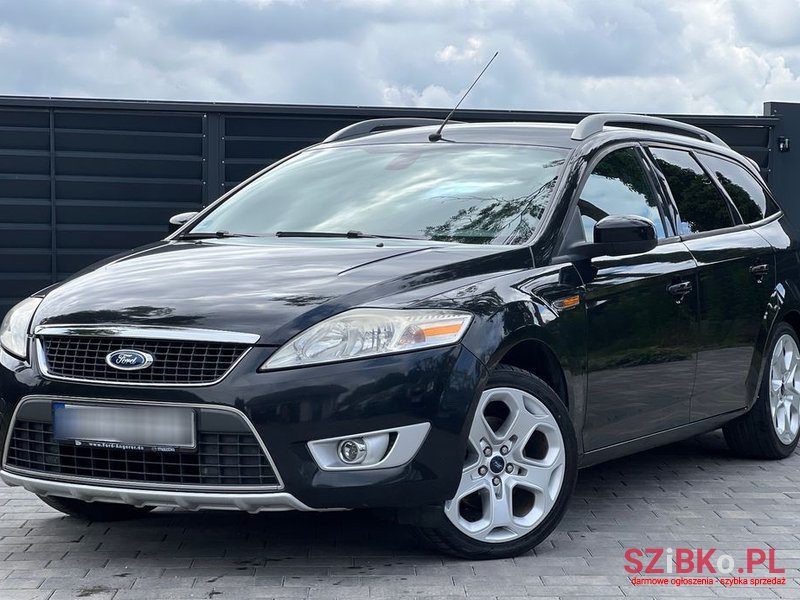 2010' Ford Mondeo 2.0 Titanium photo #1