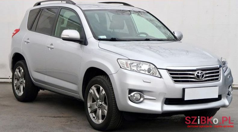 2012' Toyota RAV4 photo #1