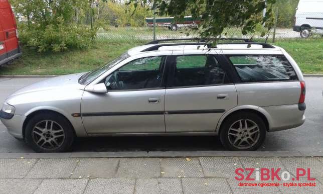 1998' Opel Vectra photo #1