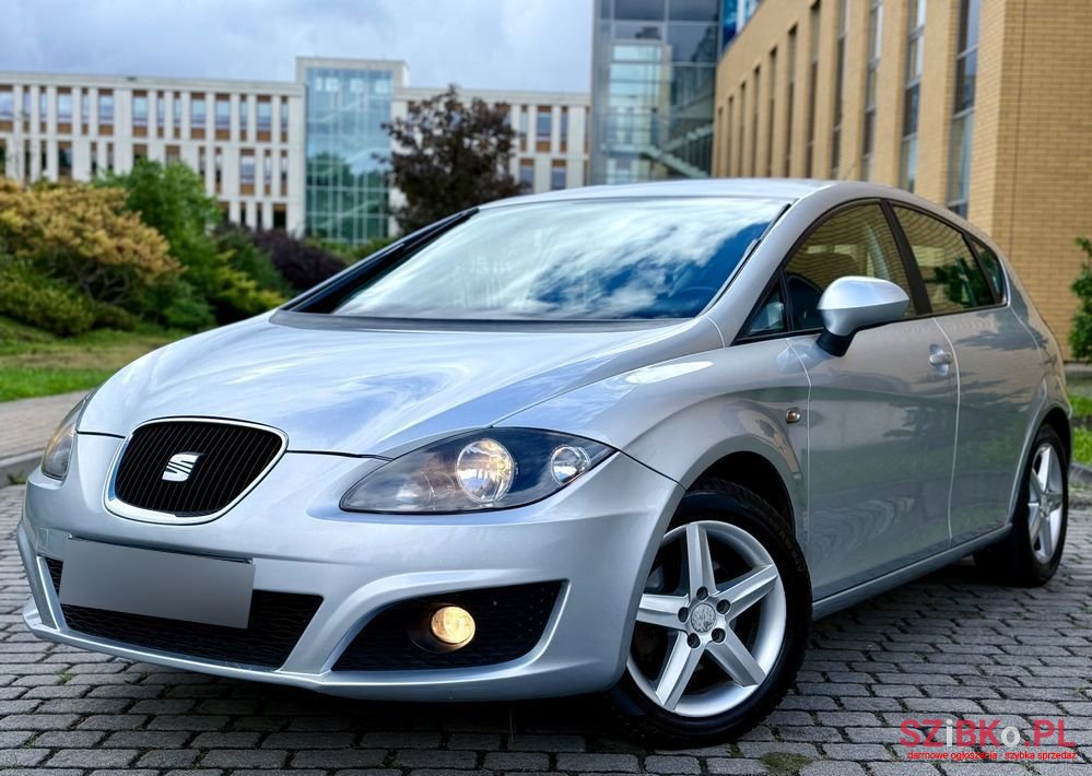 2011' SEAT Leon 1.6 Tdi Sport photo #1