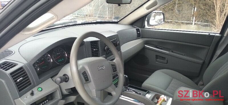 2006' Jeep Grand Cherokee photo #6