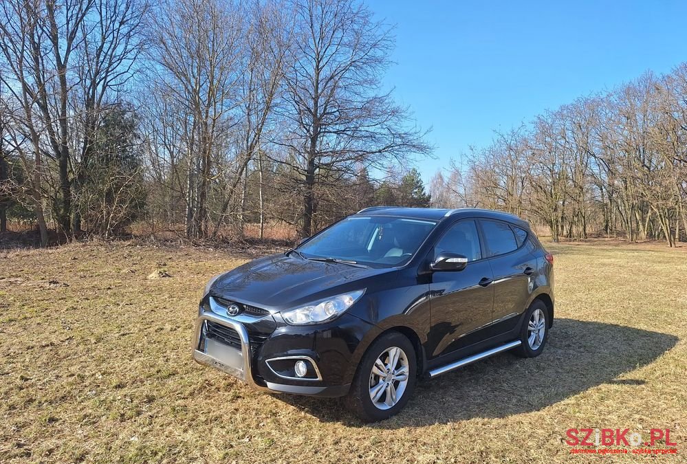 2011' Hyundai ix35 photo #1