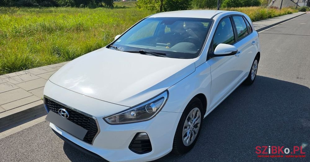 2018' Hyundai i30 1.6 D Classic + photo #2