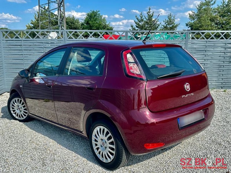 2012' Fiat Punto Evo photo #2