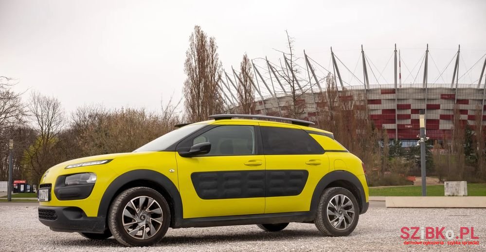 2018' Citroen C4 Cactus photo #3