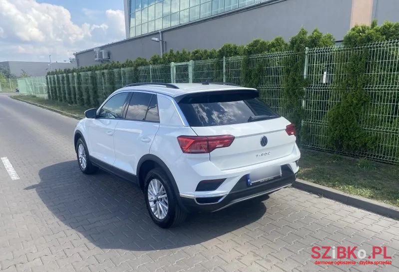 2021' Volkswagen T-Roc photo #3