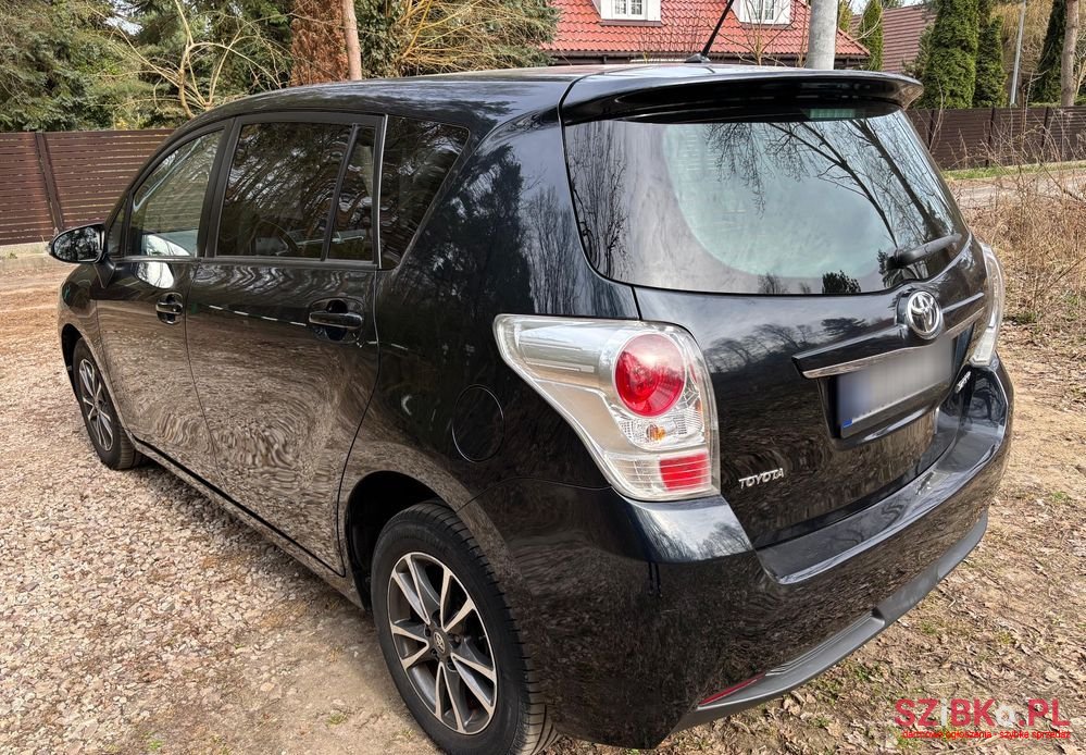 2015' Toyota Verso 1.8 Premium Eu5 7Os Ms photo #3