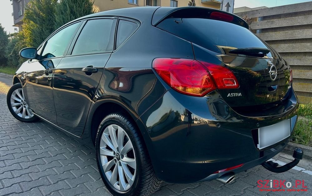 2012' Opel Astra 1.4 Turbo 150 Jahre photo #4