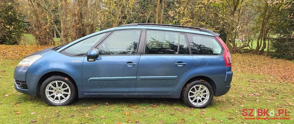 2009' Citroen C4 Grand Picasso photo #2