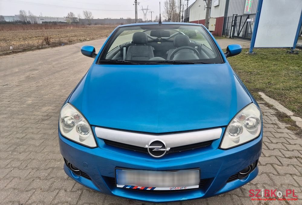 2006' Opel Tigra 1.8 Sport photo #3