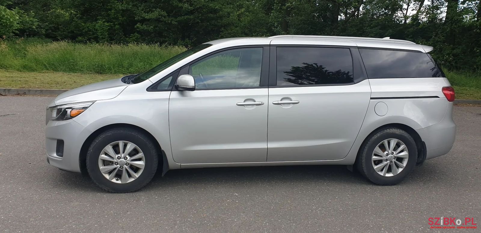 2015' Kia Sedona photo #5