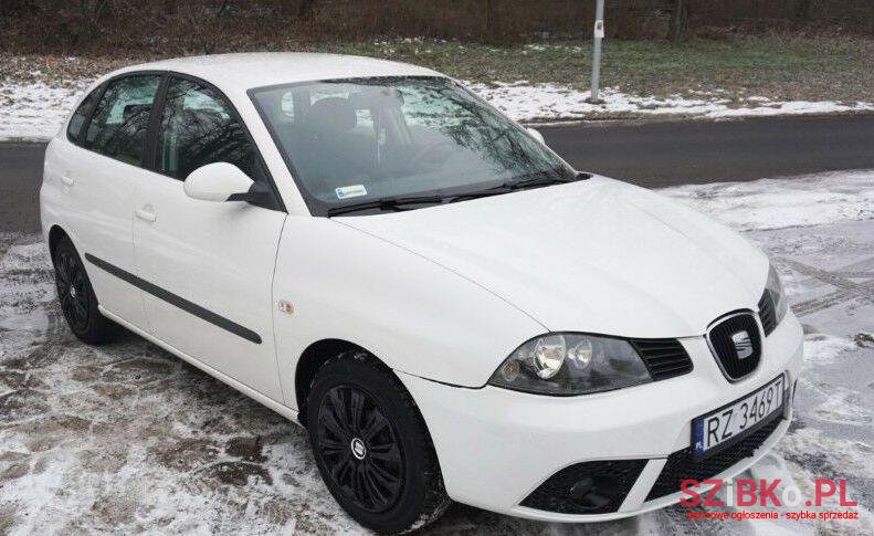 2009' SEAT Ibiza photo #1