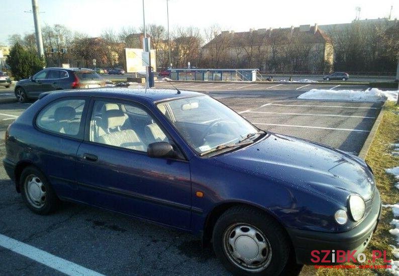1998' Toyota Corolla photo #1
