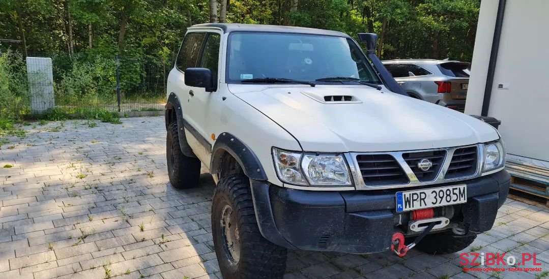 1999' Nissan Patrol photo #1