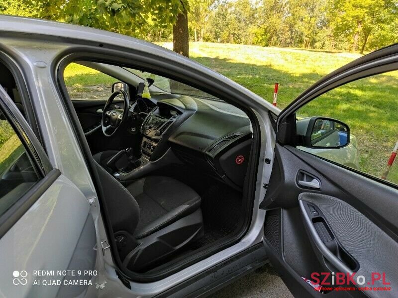 2013' Ford Focus photo #6