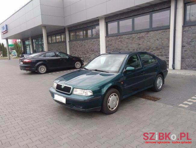 1998' Skoda Octavia photo #2