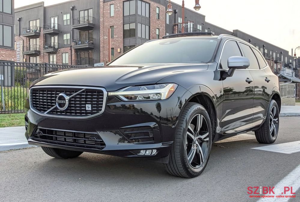 2019' Volvo Xc 60 photo #3