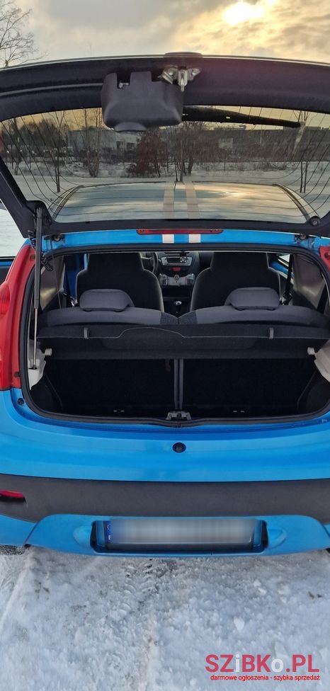 2008' Peugeot 107 photo #5