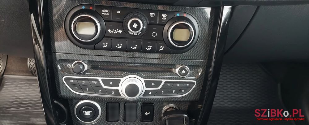 2012' Renault Koleos 2.0 Dci 4X4 Bose Edition photo #6