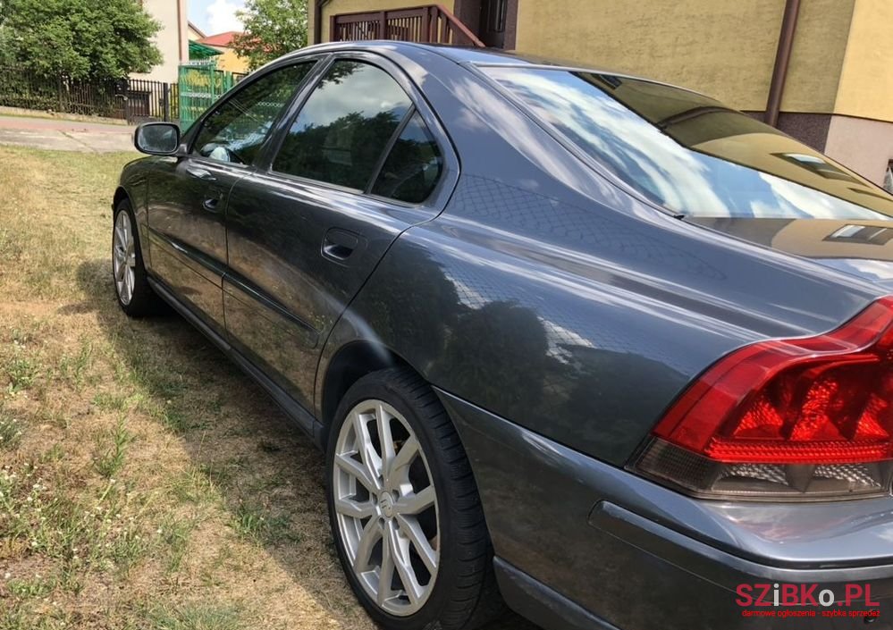 2007' Volvo S60 2.4 T5 Momentum photo #6