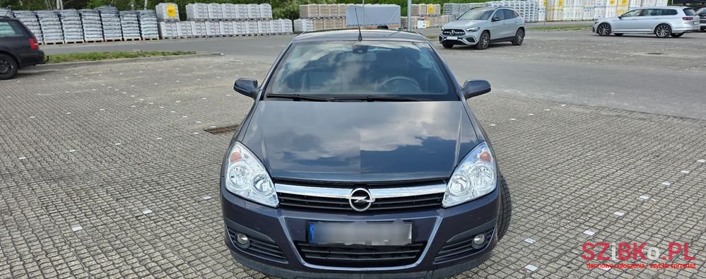 2007' Opel Astra 1.8 Selection photo #4
