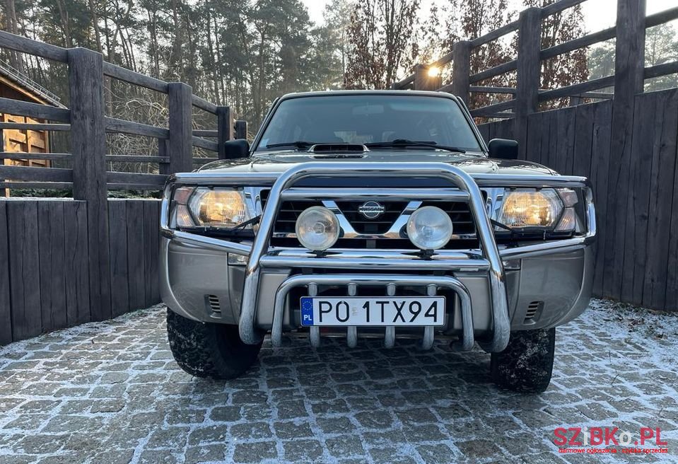 2001' Nissan Patrol photo #2