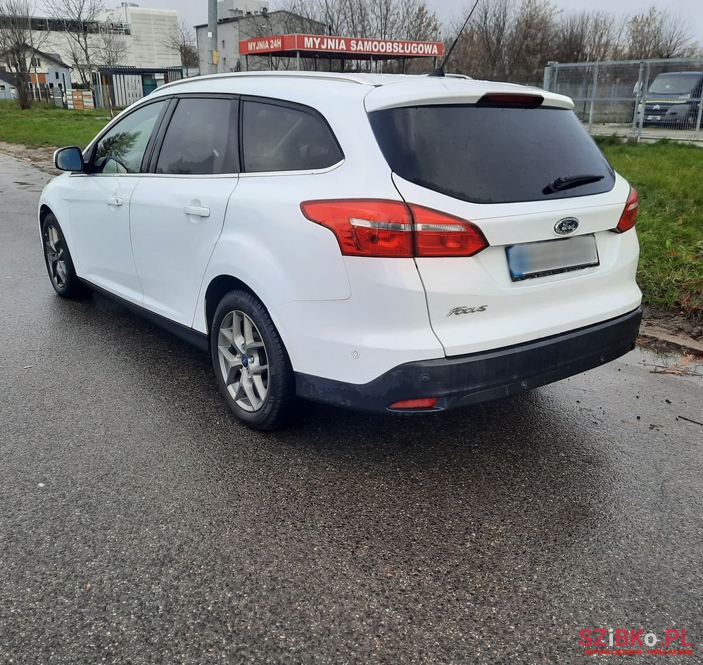 2016' Ford Focus photo #6