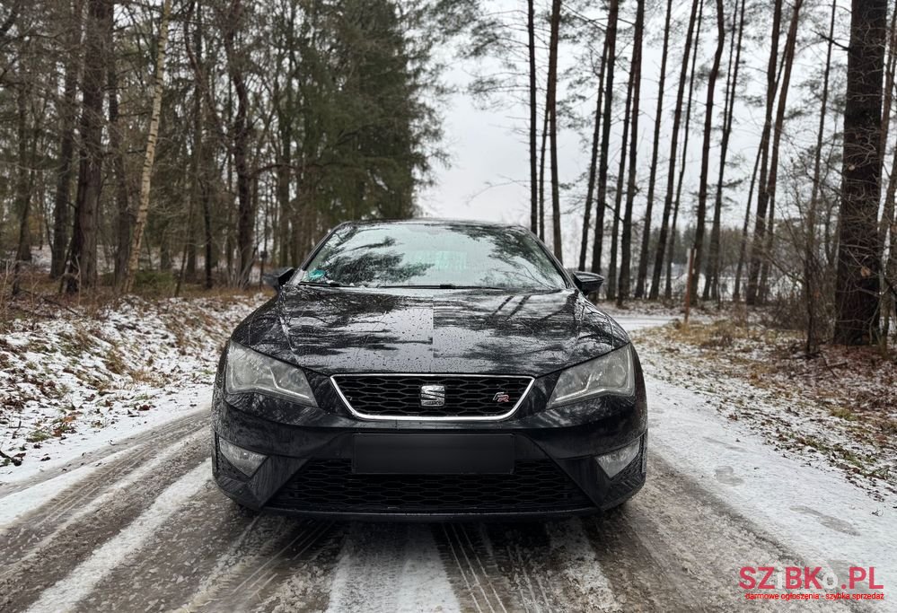2013' SEAT Leon photo #3