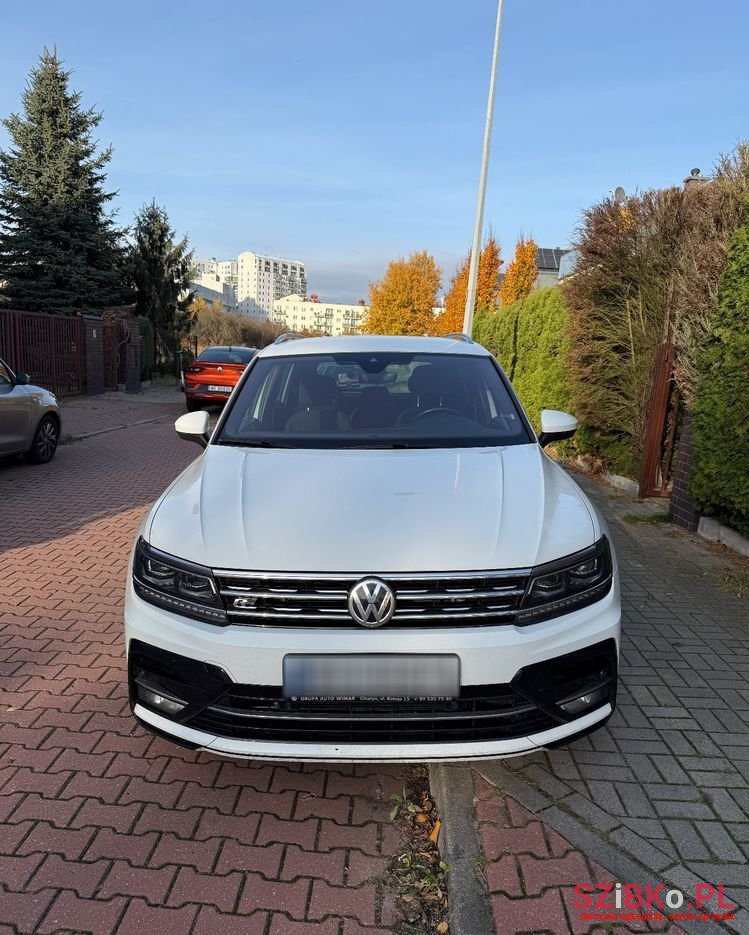 2018' Volkswagen Tiguan photo #5