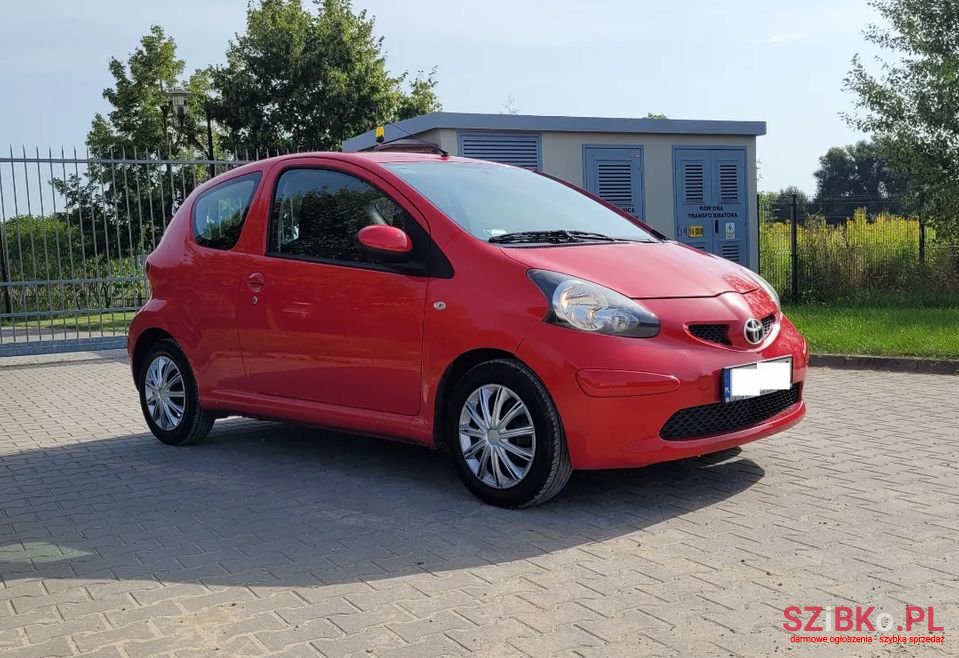 2007' Toyota Aygo photo #3