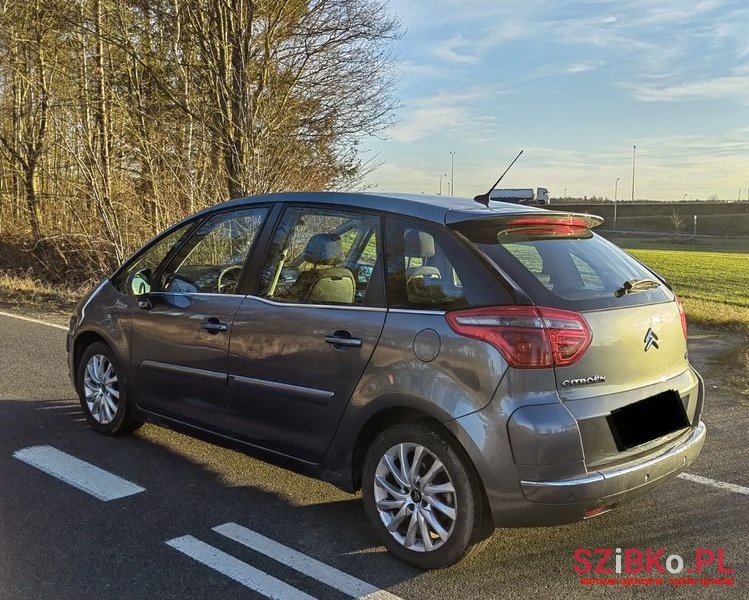 2009' Citroen C4 Picasso photo #2