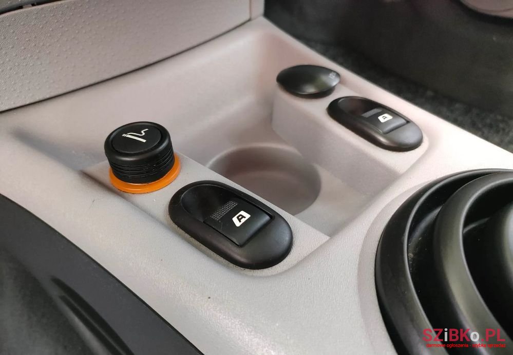 2004' Citroen C3 photo #4