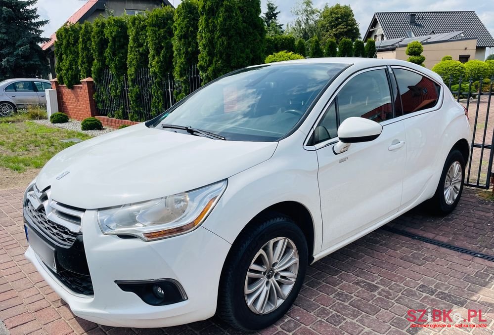 2014' Citroen DS4 Vti 120 Chic photo #2