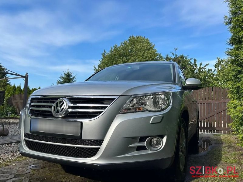 2008' Volkswagen Tiguan photo #3