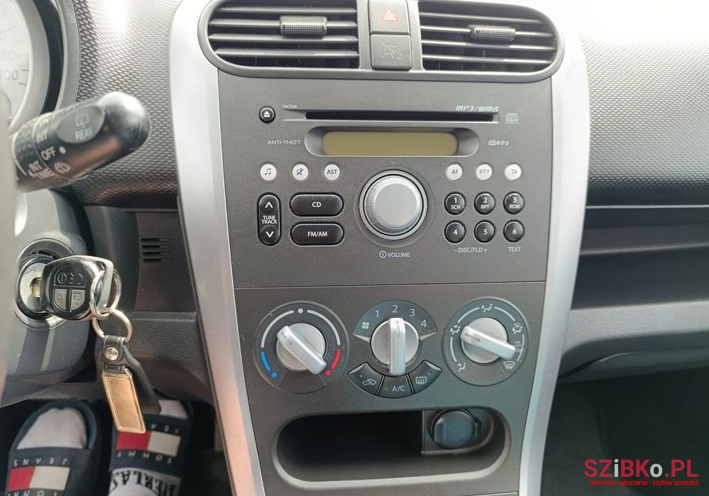 2008' Suzuki Splash 1.2 Glx / Comfort photo #6