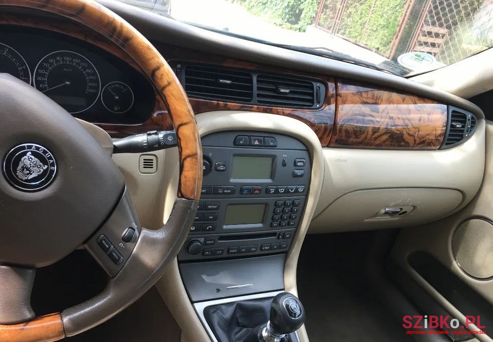 2007' Jaguar X-Type photo #6