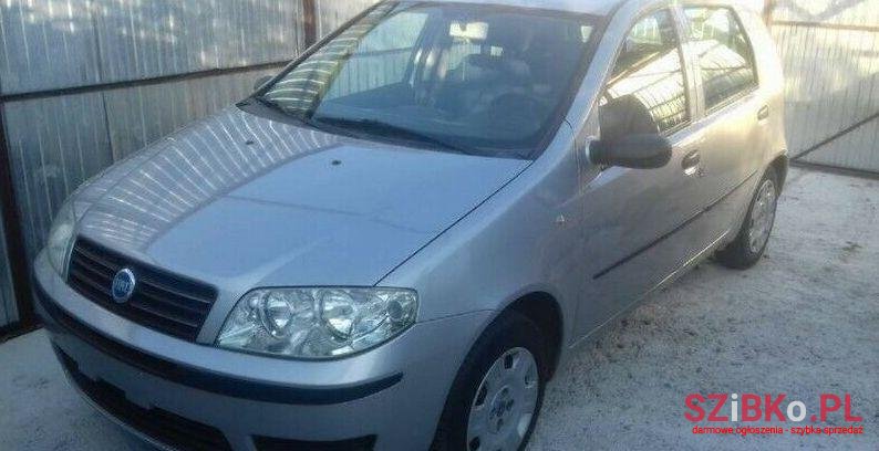 2004' Fiat Punto photo #1