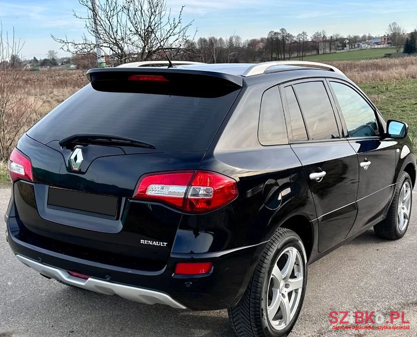 2011' Renault Koleos photo #6