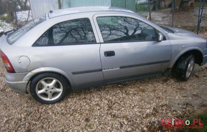 2001' Opel Astra photo #2