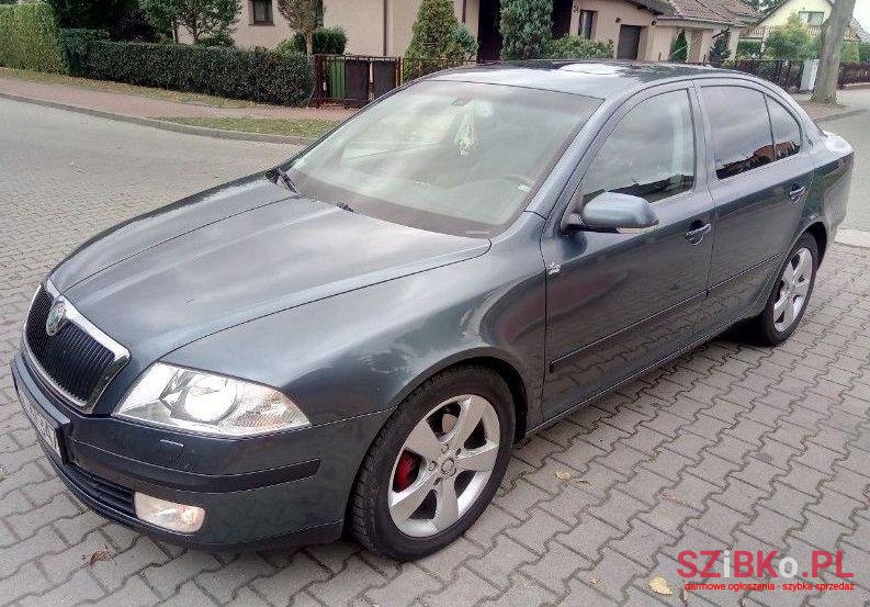 2005' Skoda Octavia photo #1